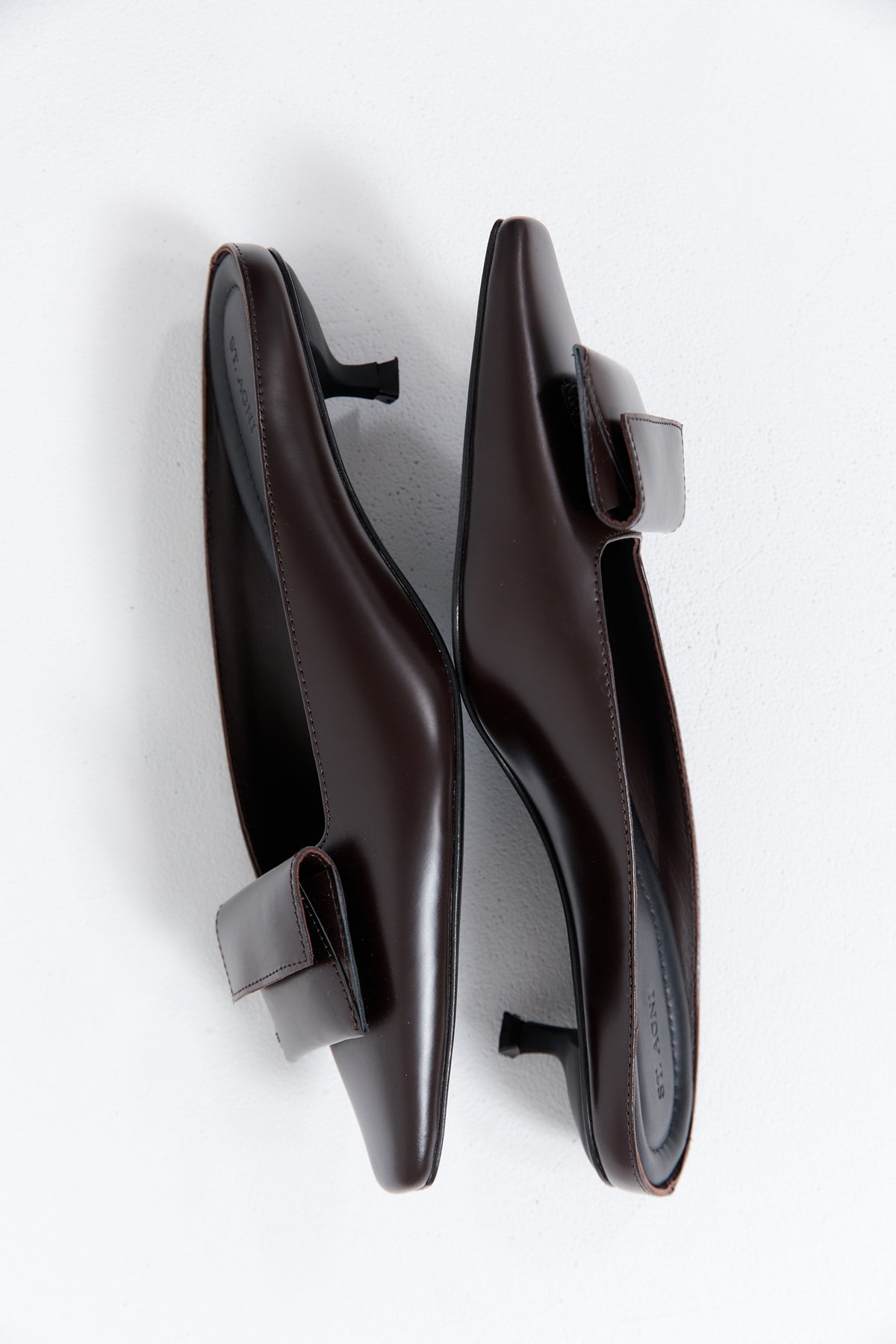 Petit Pouch Heel - Coffee