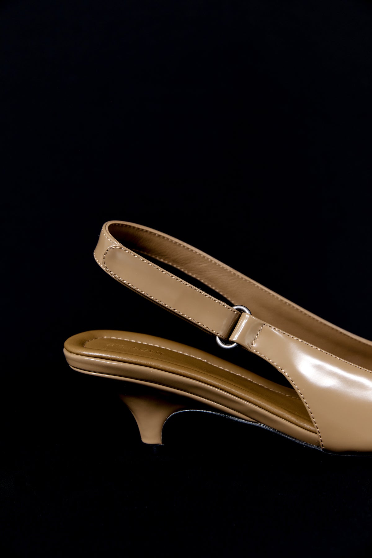 Utility Sling Back Heel - Oak