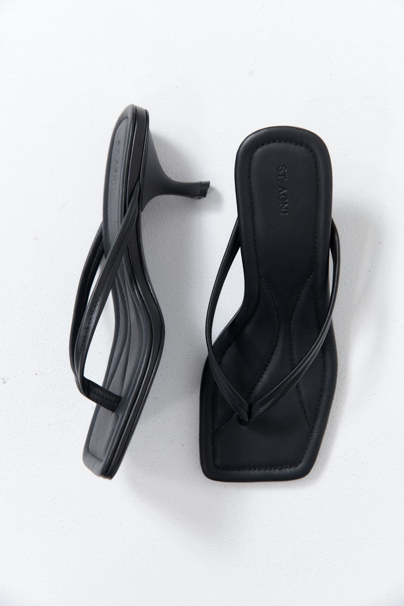 Thong Detail Heel - Black
