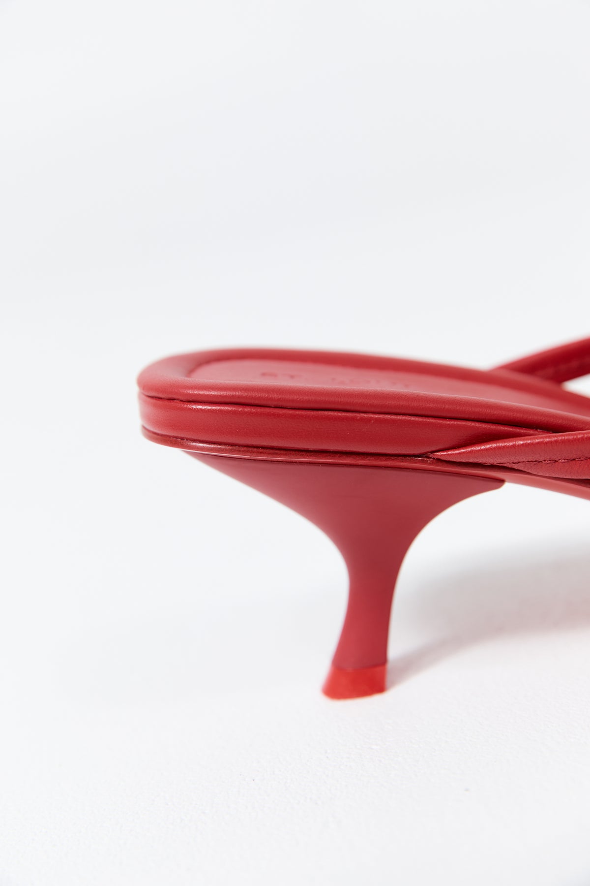 Thong Detail Heel - Rosso