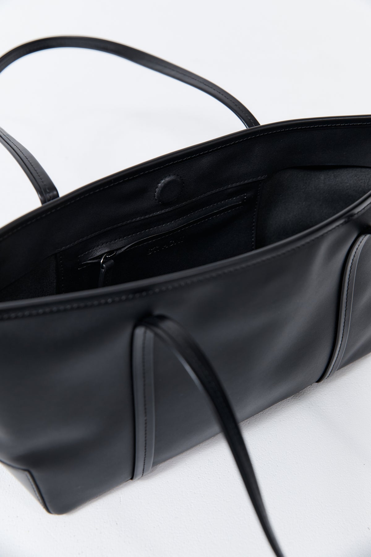 Slim Bateau Tote - Black