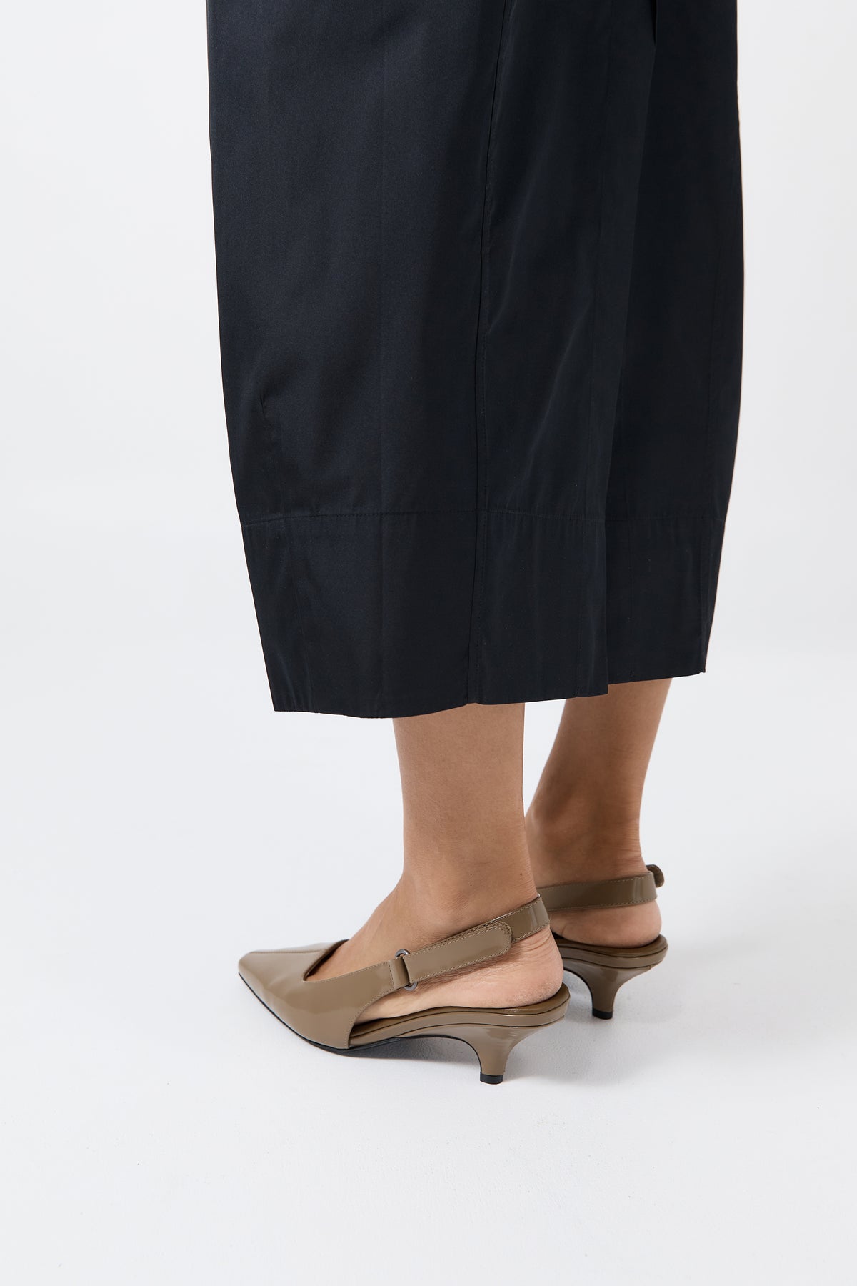 Utility Sling Back Heel - Oak