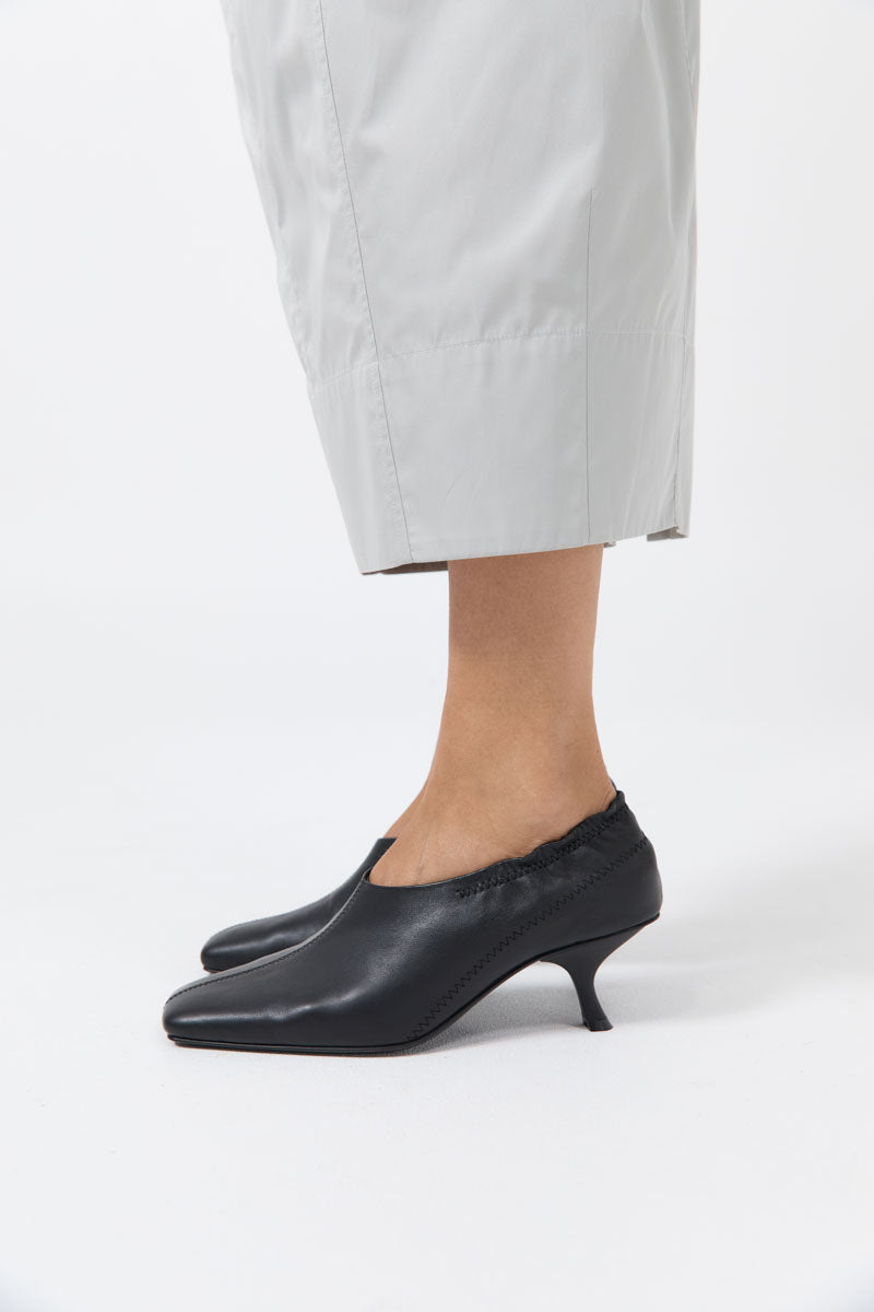 Square Glove Heel - Black