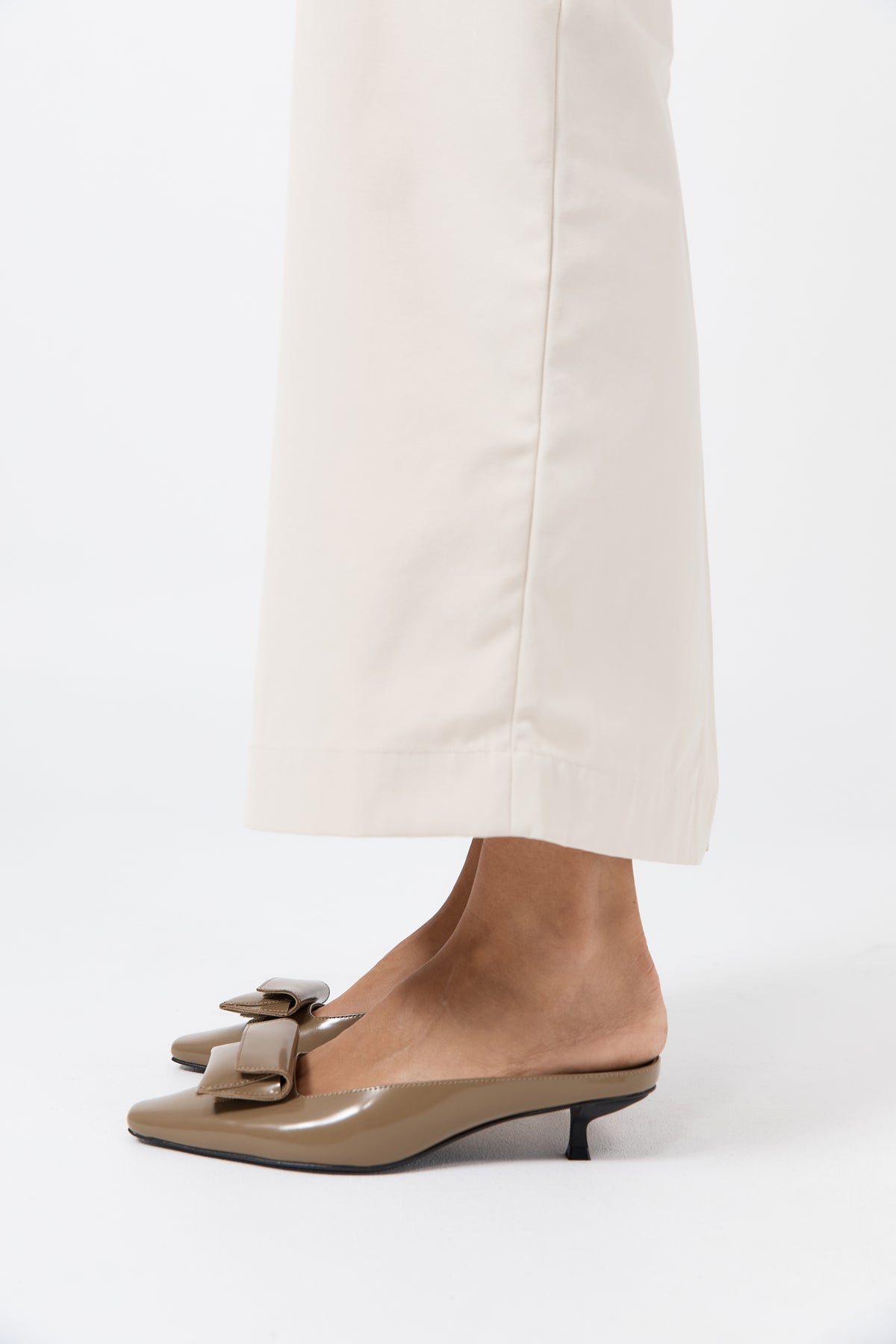 Petit Pouch Heel - Oak