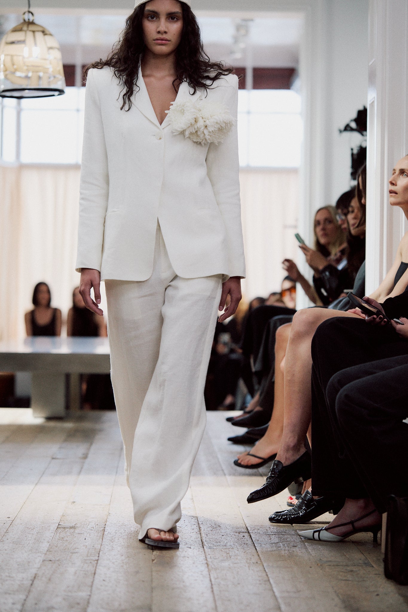 READY-TO-WEAR