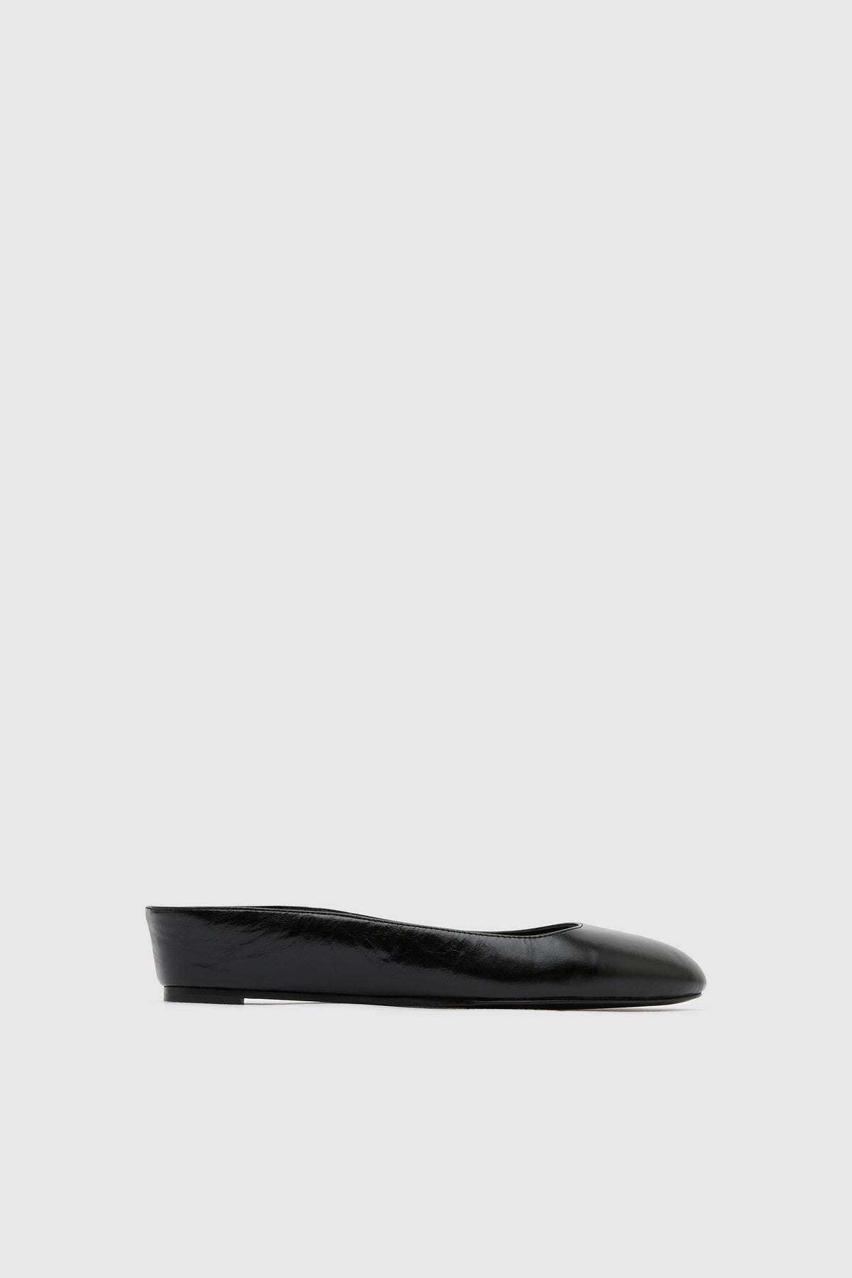 Micro Wedge Slipper - Black - Ghost