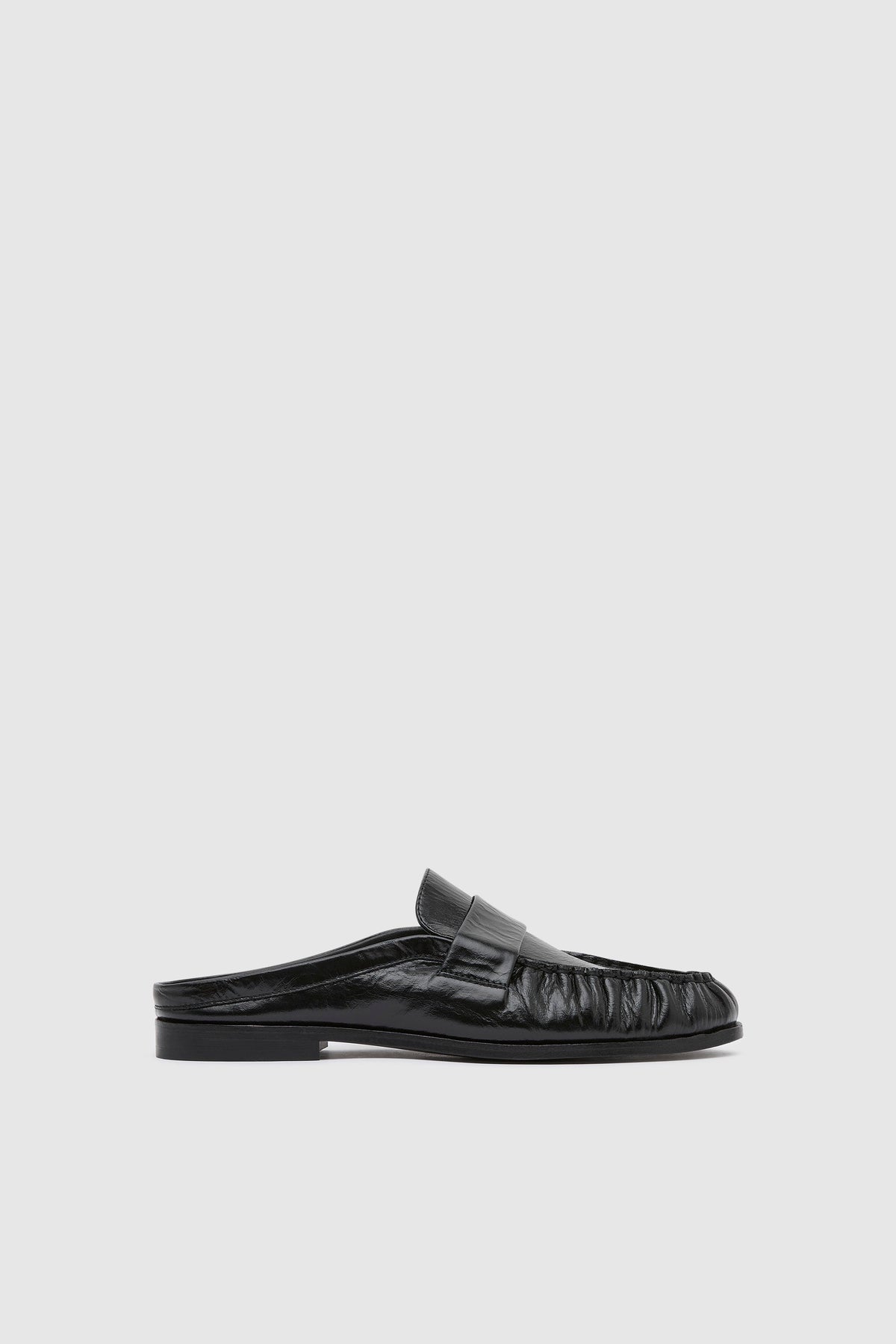 Oma Loafer - Black - Ghost