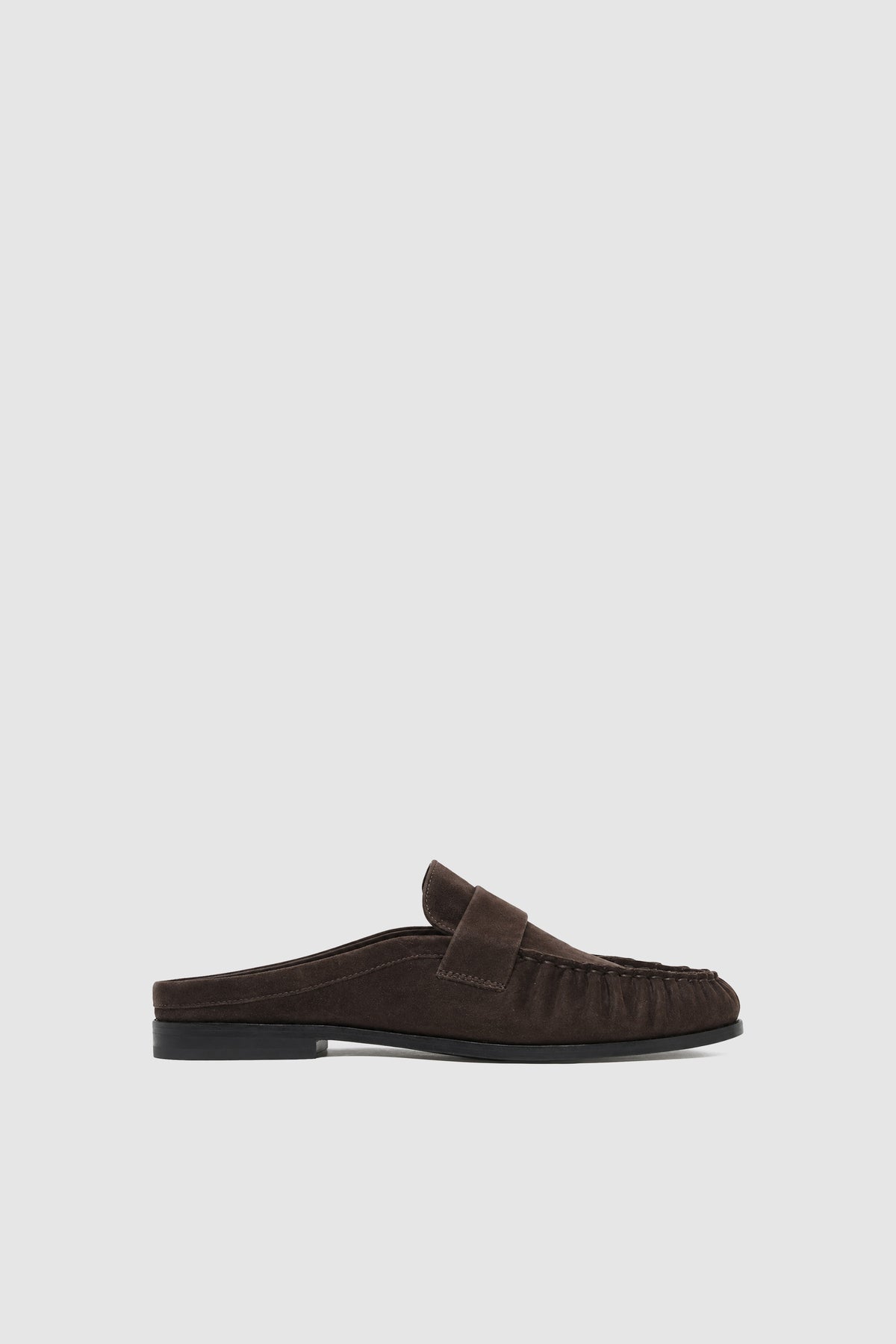 PRE-ORDER: Oma Loafer - Coffee Suede