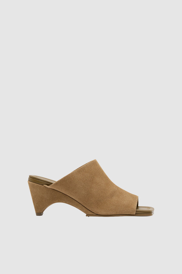 Suede Arc Wedge - Oak