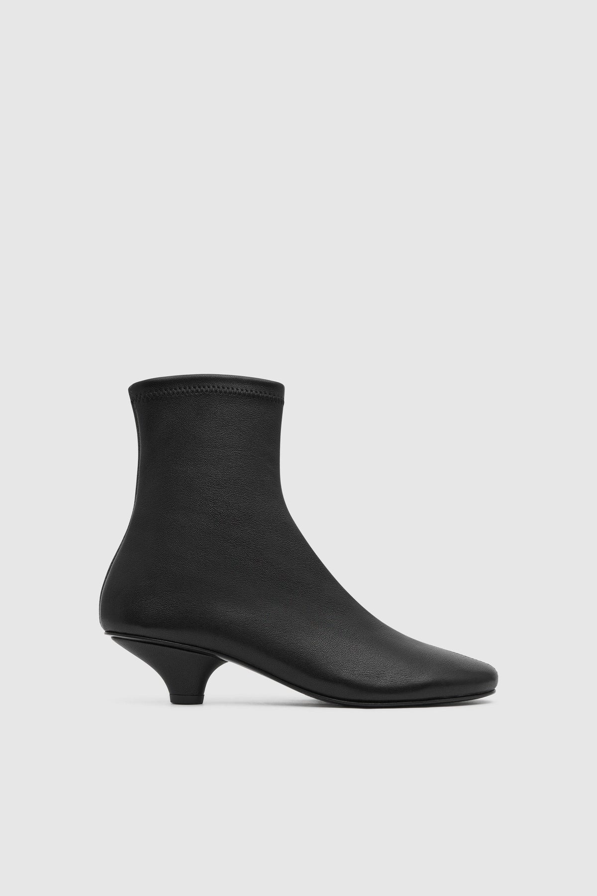 Soft Boot - Black