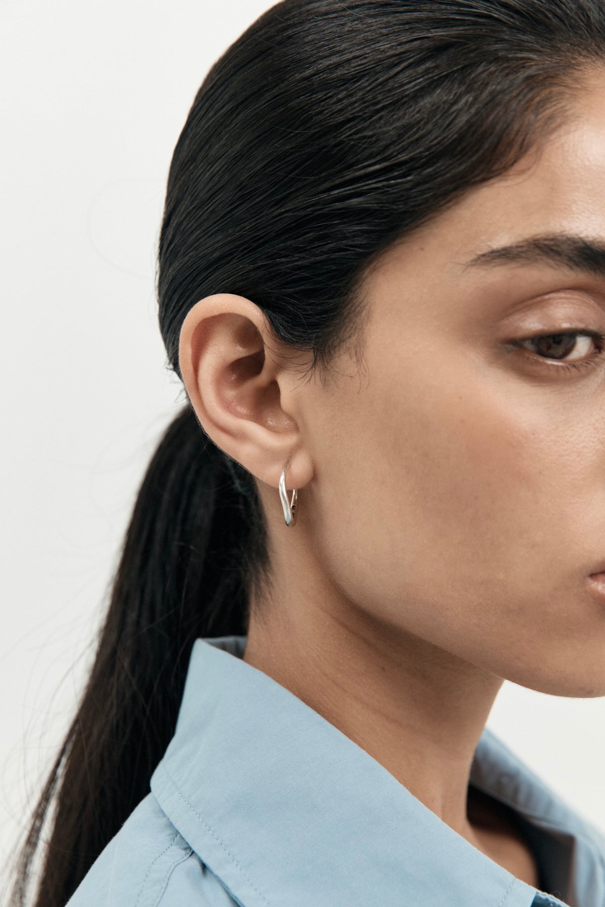 Momento Mini Hoops - by Nina Gordon