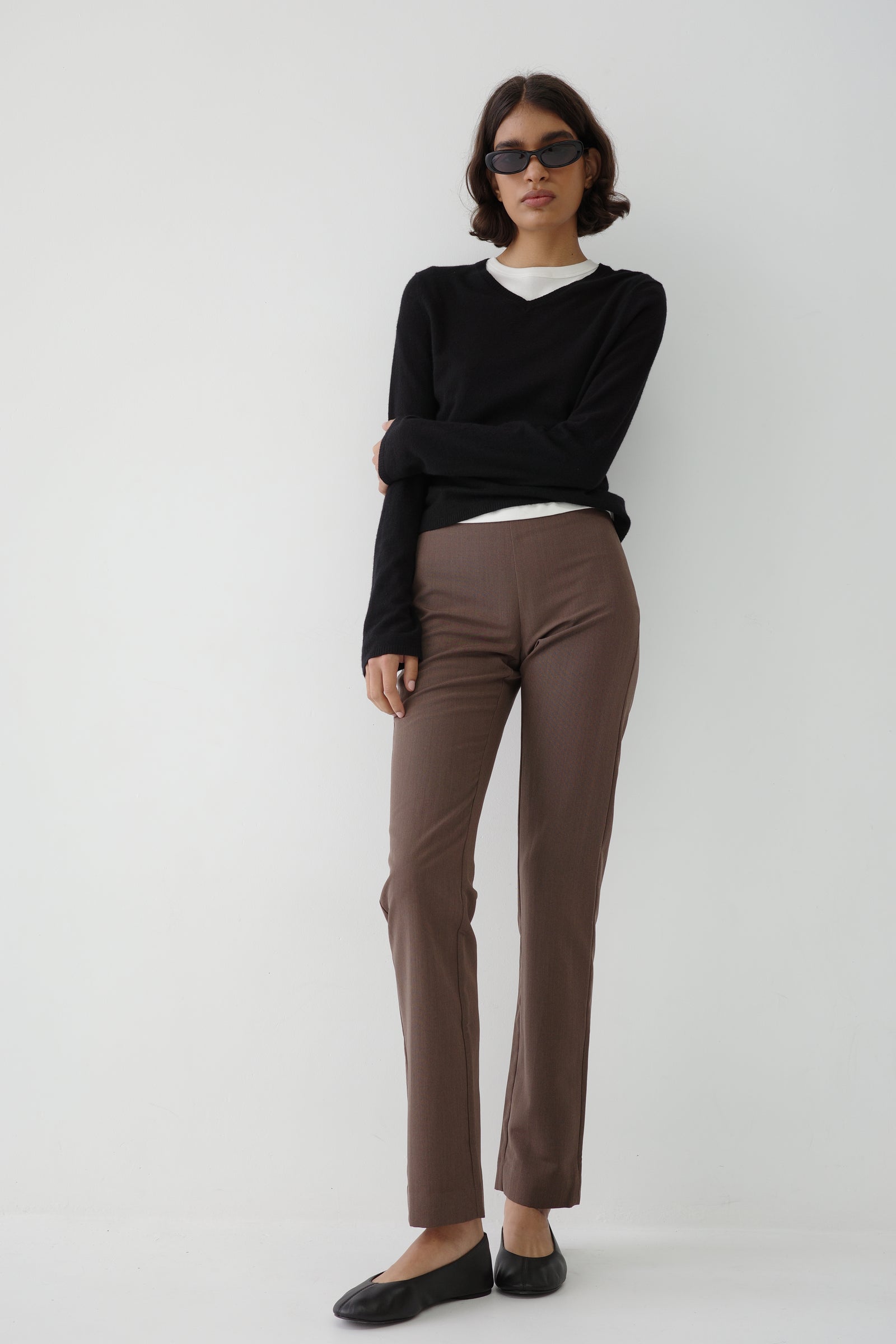 Fine Merino V Neck Sweater - Black