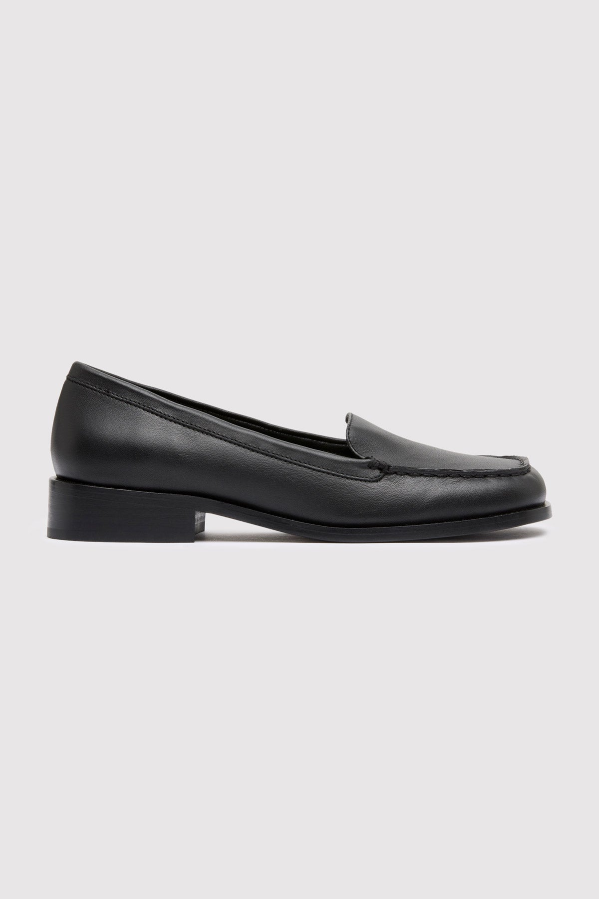 Classic Loafer - Black