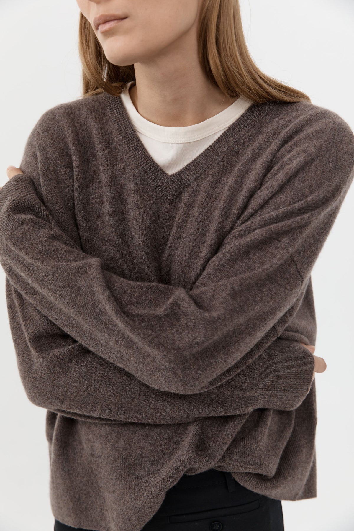 Cashmere V Sweater - Elmwood
