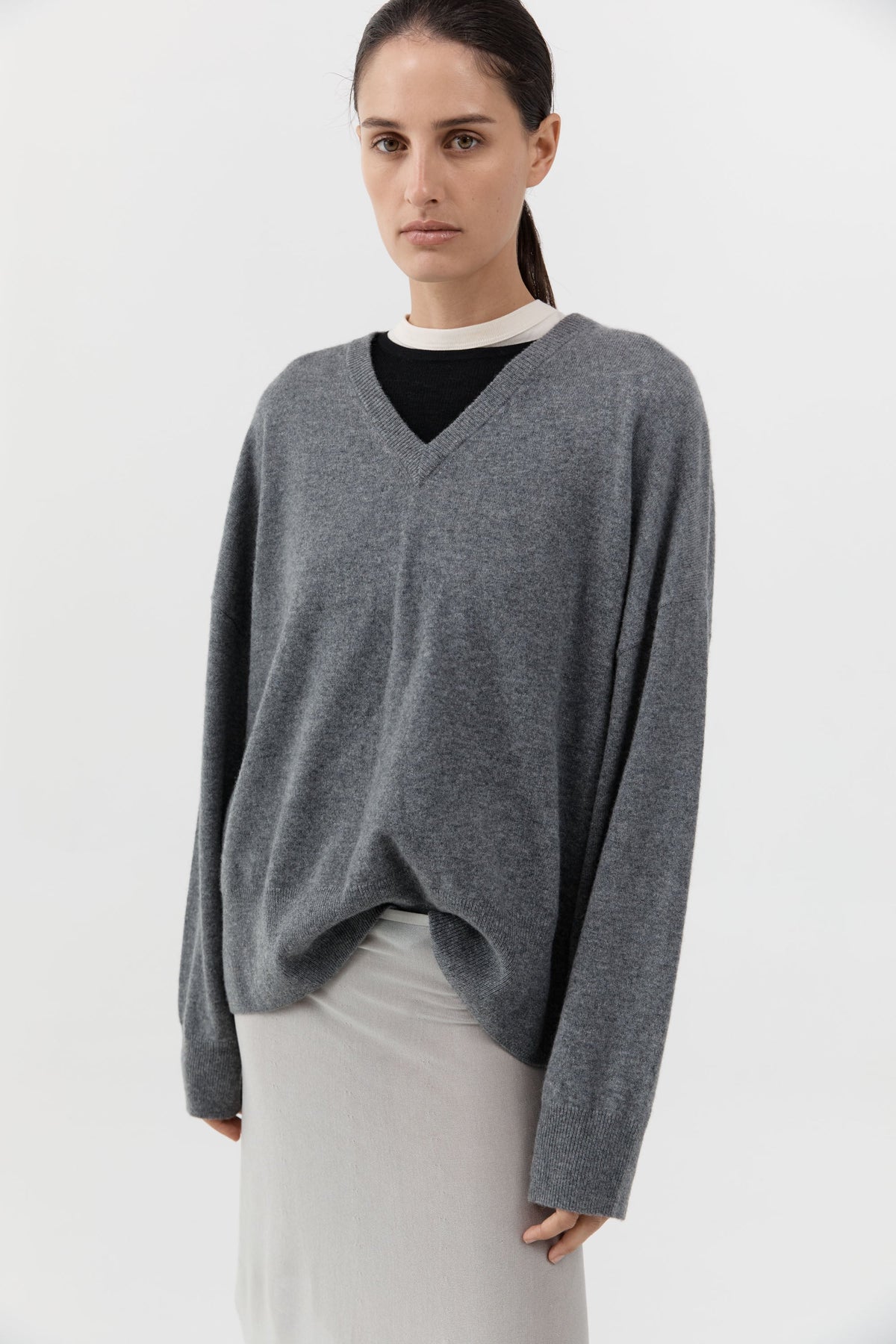 Cashmere V Sweater - Smoked Melange