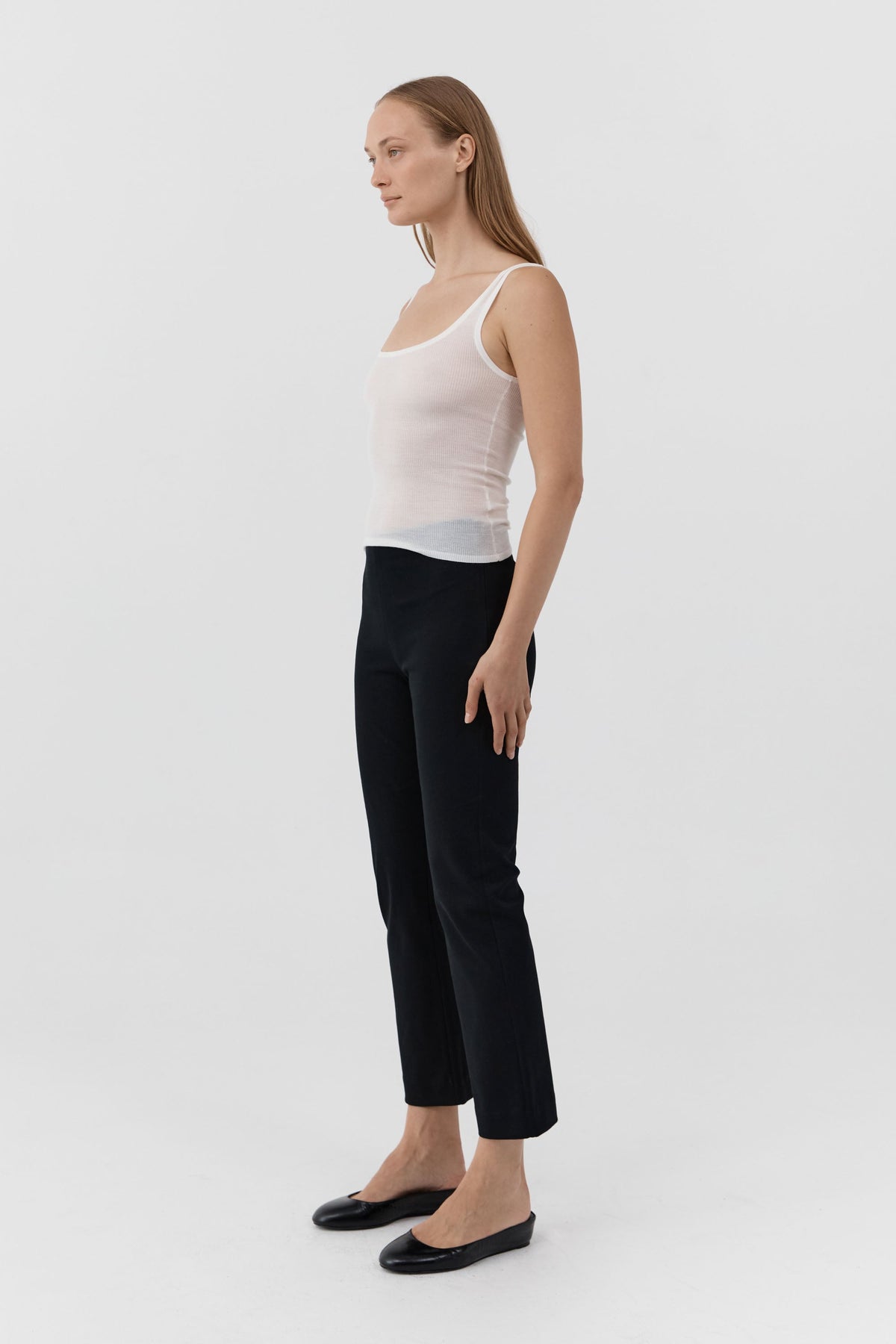 Compact Cotton Minimal Crop Pants - Black