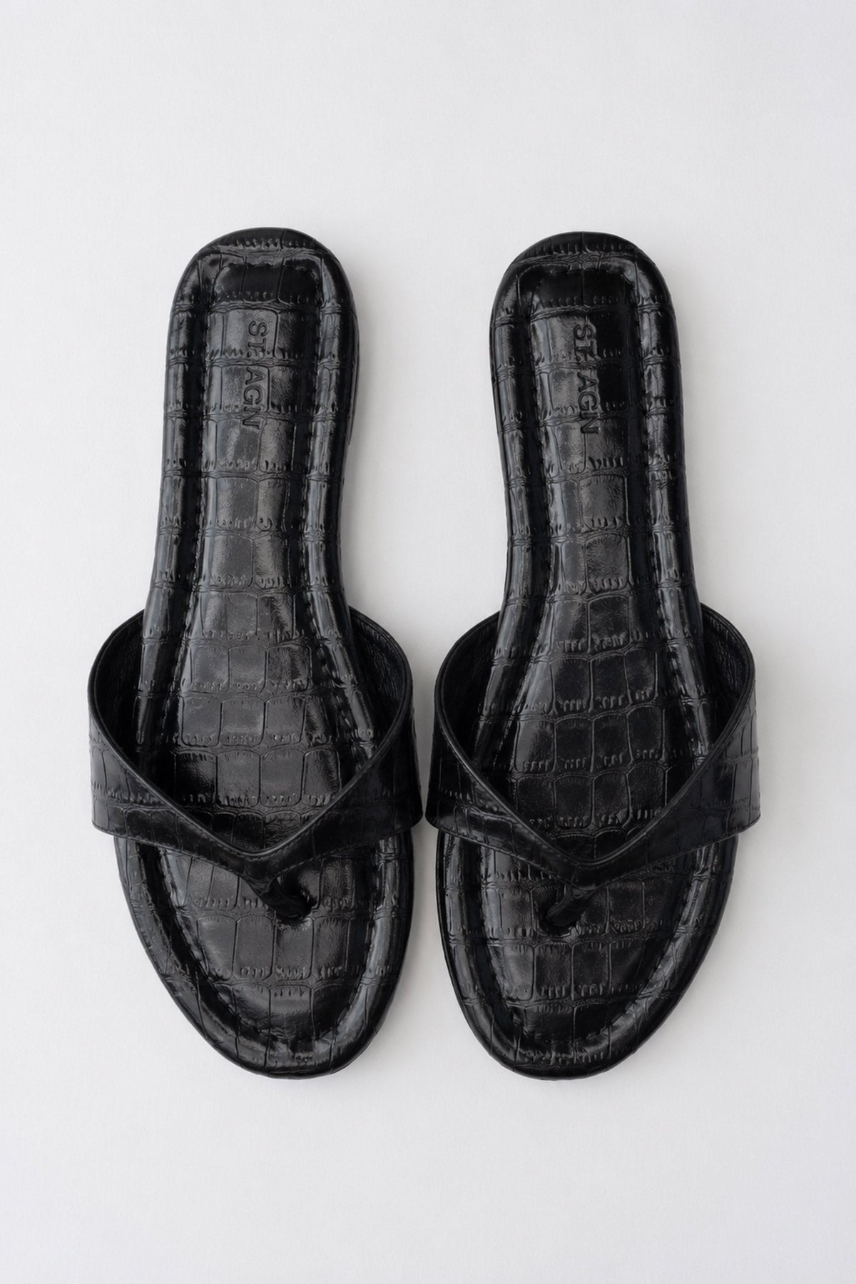 Everyday Thong - Croc Embossed Black