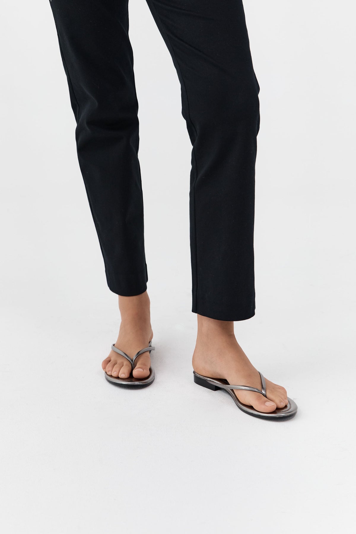 Fine Flip Flop - Pewter Metallic