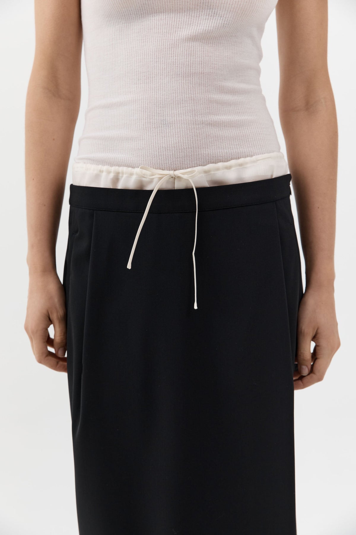 Layered Waist Column Skirt - Black