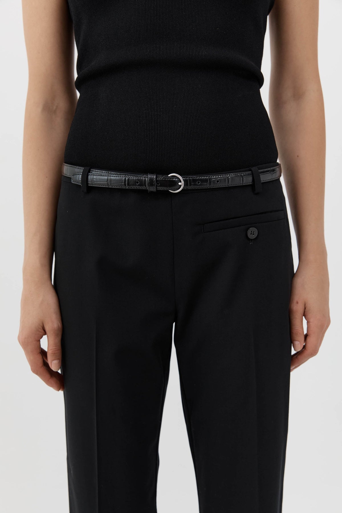 Minimal Slim Belt - Croc Embossed Black