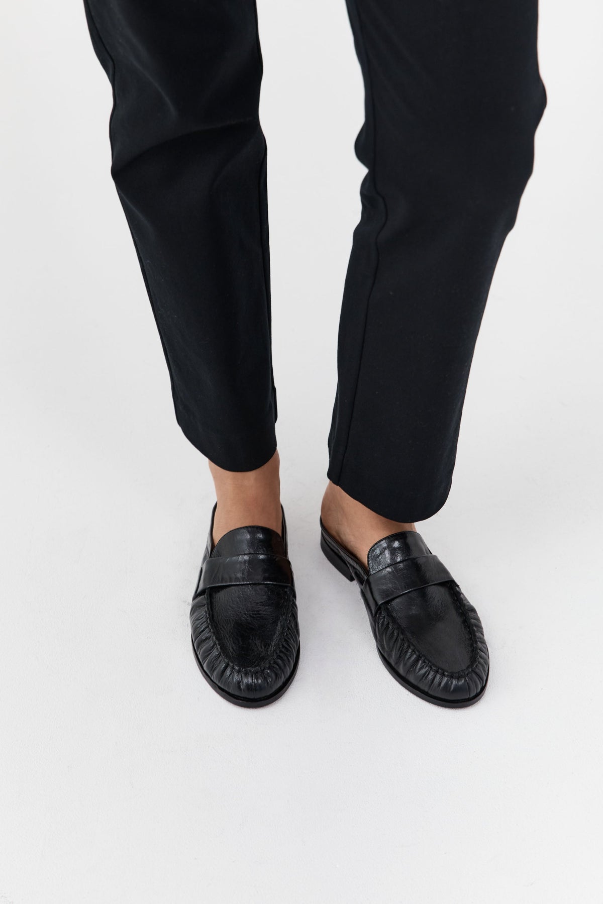 Oma Loafer - Black