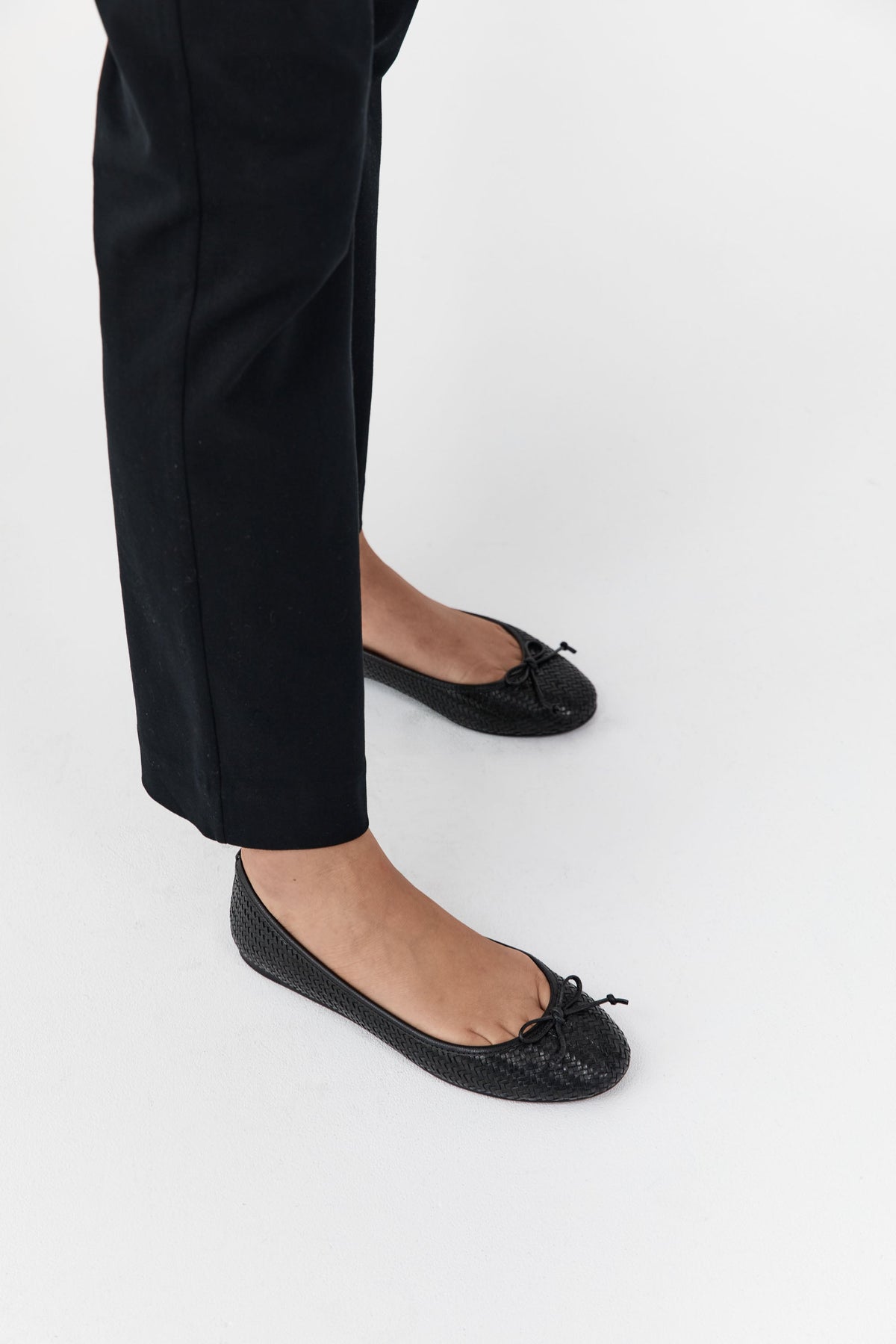 Woven Bow Ballet Flat - Black Woven