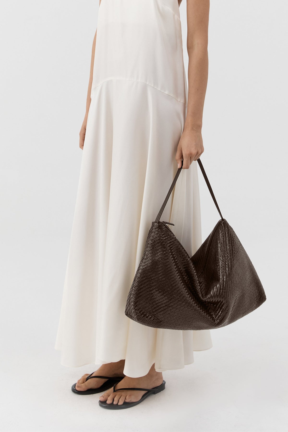 Woven Hobo Bag - Coffee