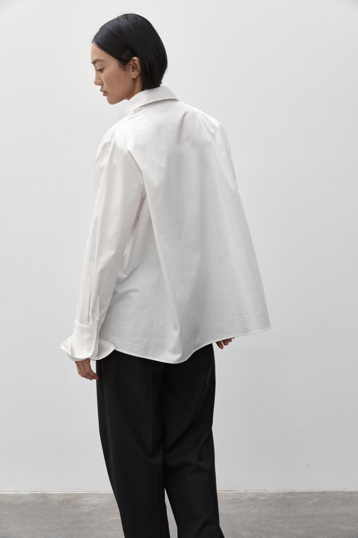 Poplin Pleat Back Shirt - White