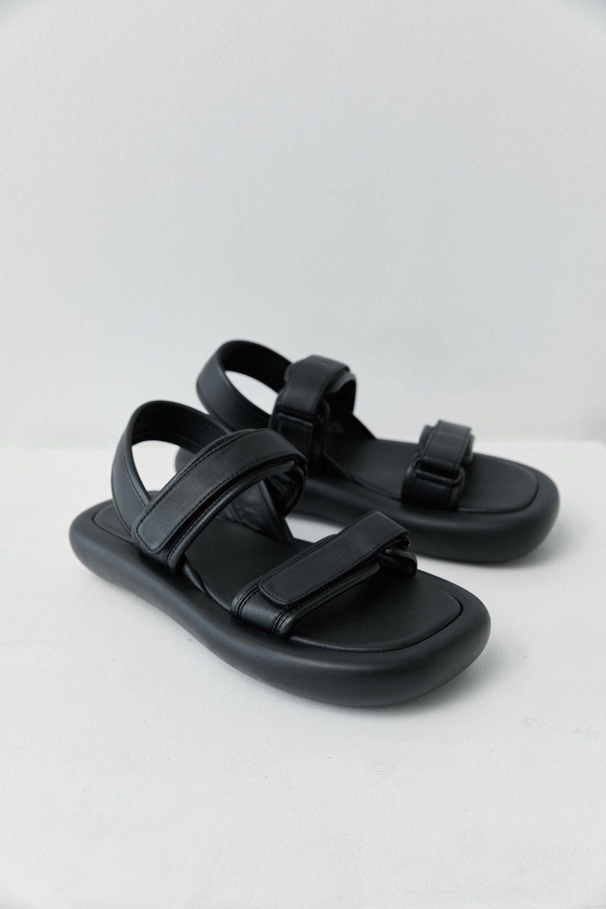 Velcro Flatform Sandal - Black