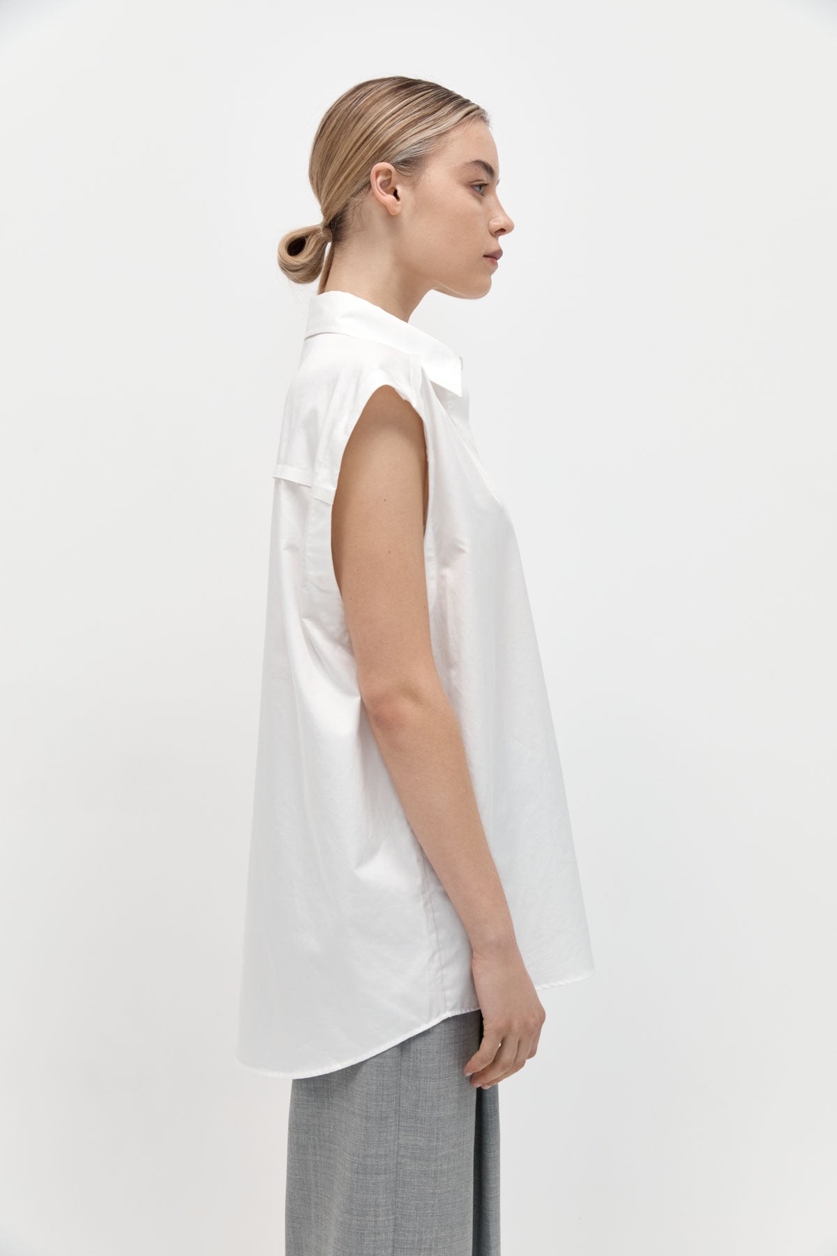 Detachable Sleeve Shirt - White