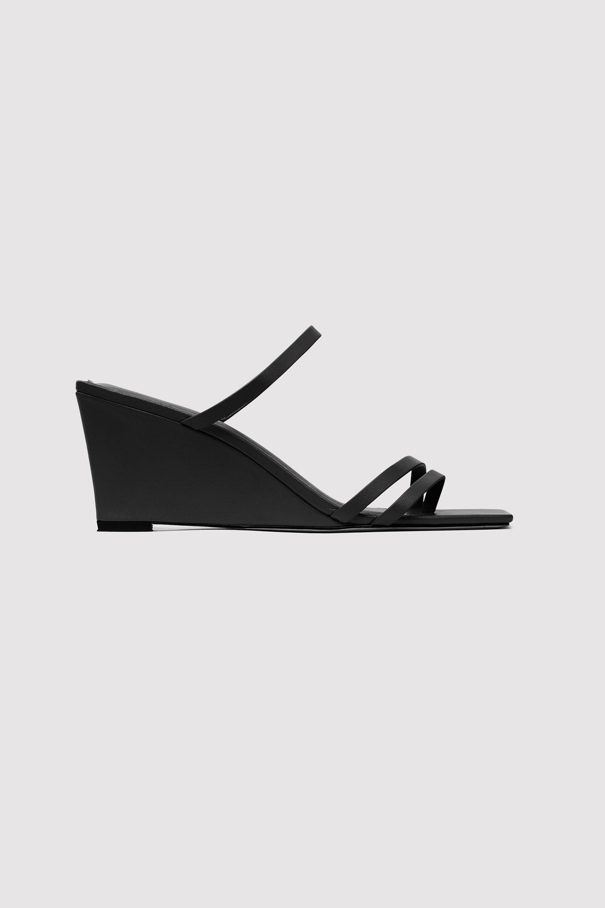 Minimal Wedge Heel - Black