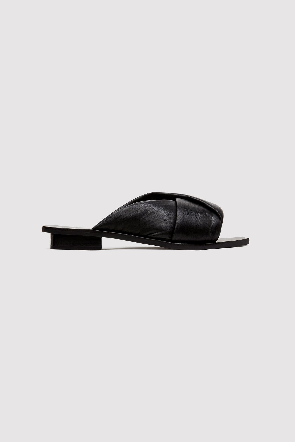 St. Agni Padded Twist Slide Black